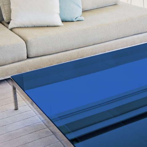 Film decoratif bleu roi transparent pour table en verre