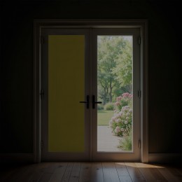 Film occultant jaune foncé brillant pour fenêtre