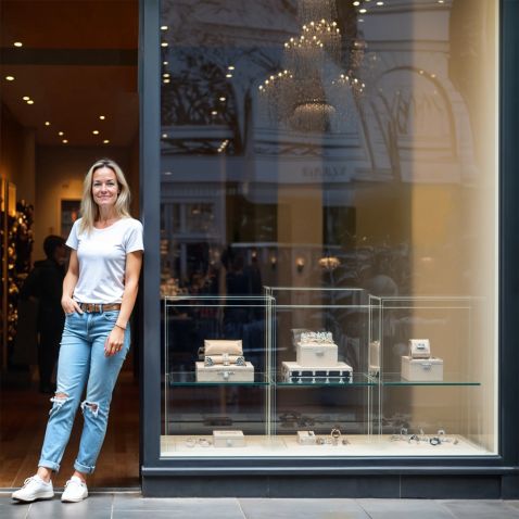 Film anti-UV total 100% gris ultra clair 420 nm