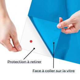 Film occultant bleu ciel brillant pour fenêtre