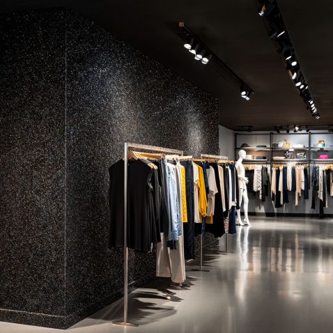 Rouleau adhésif noir pailleté