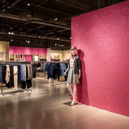 Rouleau adhésif rose pailleté