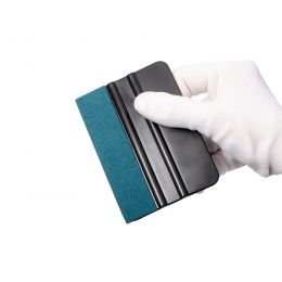 Maroufle papier peint avec feutrine en Alcantara - Raclette Revêtement adhésif