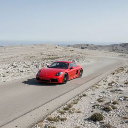 Covering rouge brillant intense pour toutes surfaces - Haute finition 