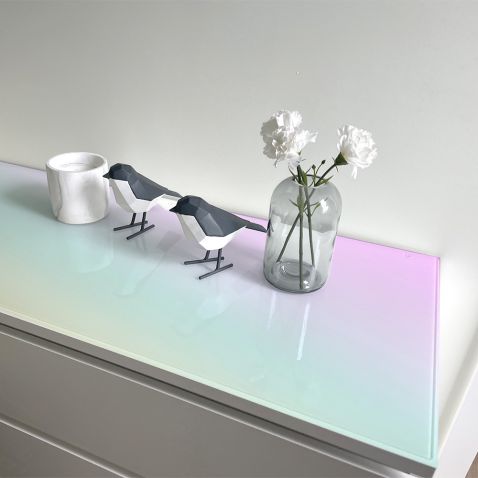 Revêtement adhésif dichroïque mat