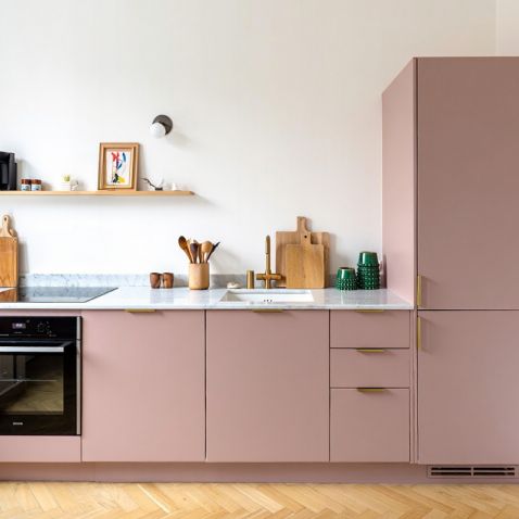 Papier peint autocollant rose poudré mat