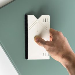 Raclette feutrine pour revêtement adhésif - outil de découpe intégré