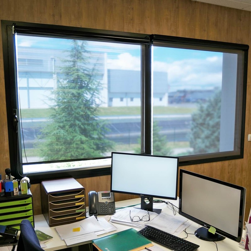 Store enrouleur anti regard et anti chaleur argent foncé Rejet